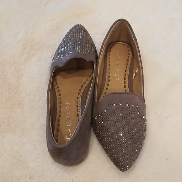 Shoes...flats - Picture 2 of 4